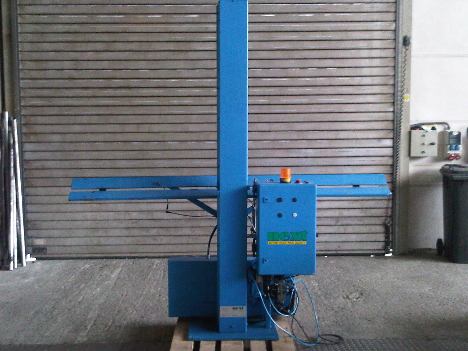 METAL Pipe Lifting device RW 200